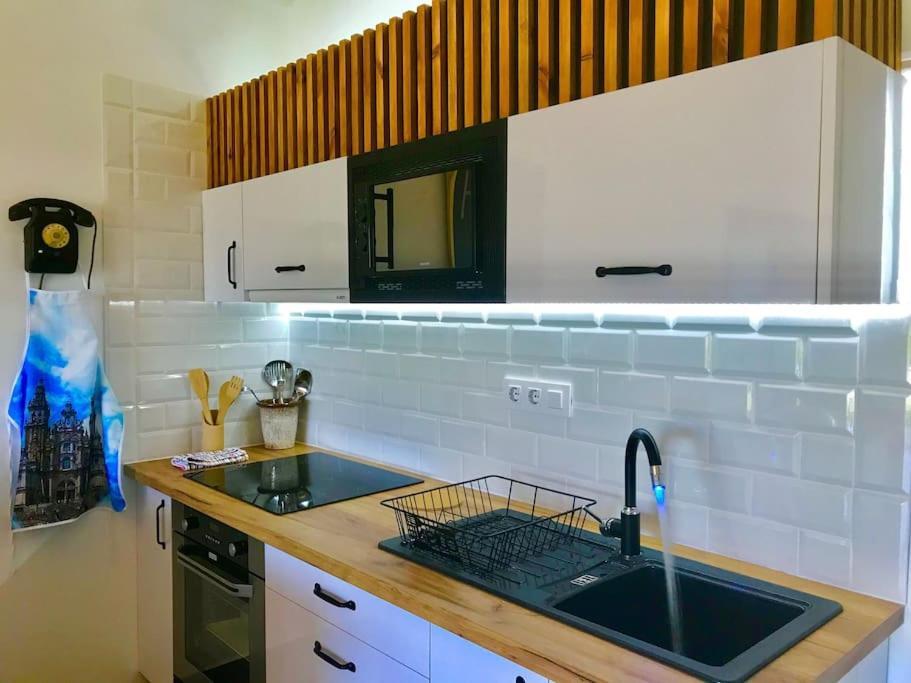 Casa Nueva En Vigo Rural Mos Con Jacuzzi Y Chimenea Para Escapada Romantica Pontevedra Eksteriør bilde