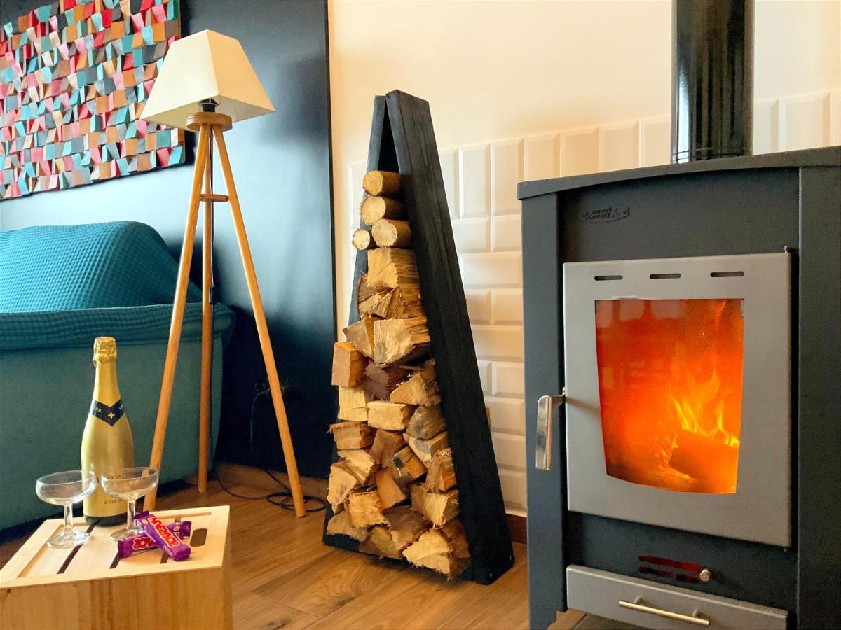 Casa Nueva En Vigo Rural Mos Con Jacuzzi Y Chimenea Para Escapada Romantica Pontevedra Eksteriør bilde